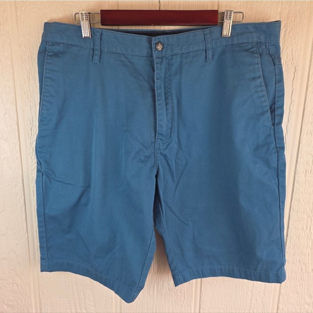 Volcom Men's Blue Flat Front Shorts, Size 36